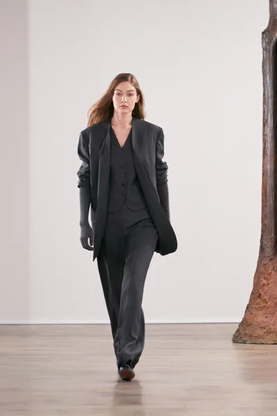 Look 1